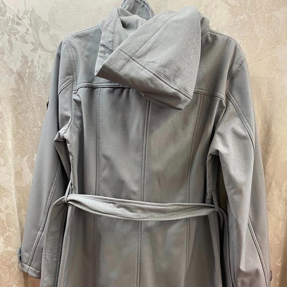 ****PRICE REDUCED*** Size M Calvin Klein Women's Gray Zip up Jacket - Picture 3 of 8